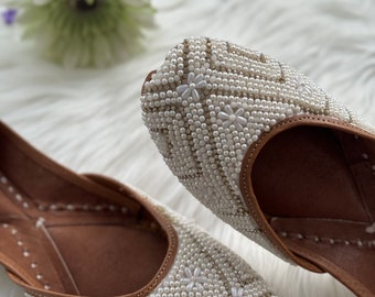 White Indian Pakistani Punjabi Jutti/White Pear Khussa/White Gold Handmade Designer Mojari Traditional Shoes For Women