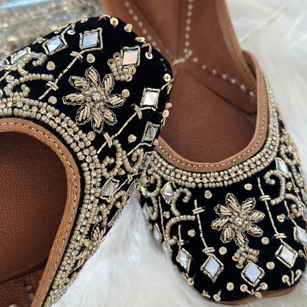 Black Mirror Indian Pakistani Punjabi Jutti/Black Khussa/Black Traditional Wedding Party Shoes For Women