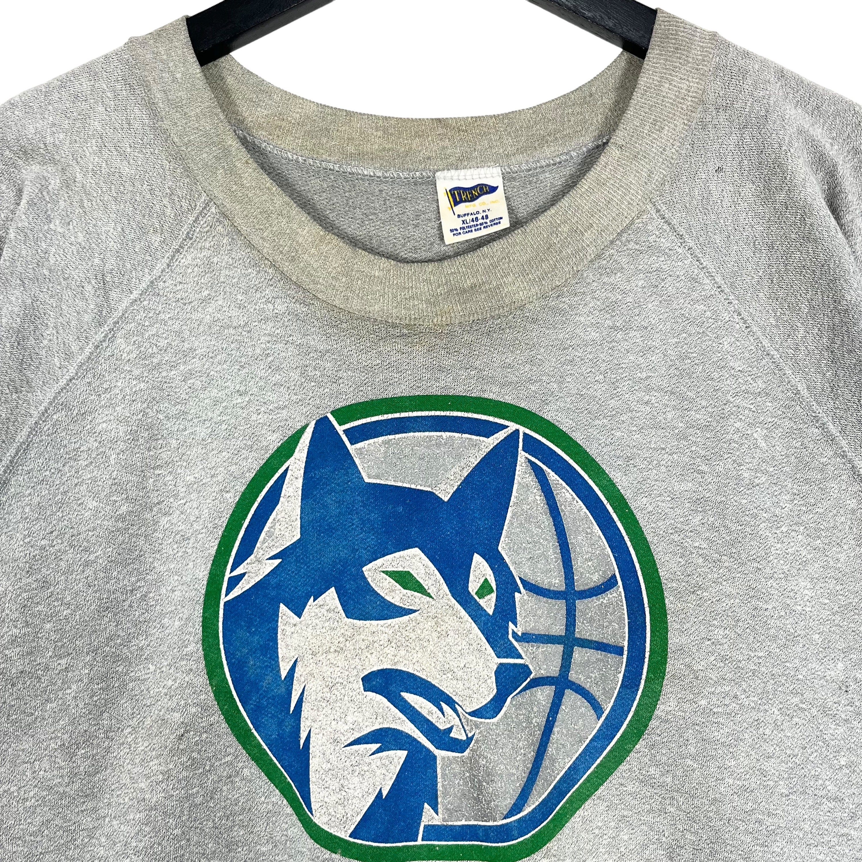 Vintage 90's NBA Minnesota Timberwolves Big Logo Crewneck Vintage 90's NBA Minnesota Timberwolves Big Logo Crewneck