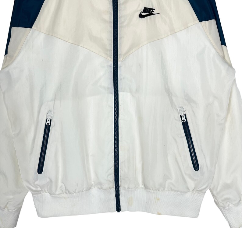 nike windbreaker big logo