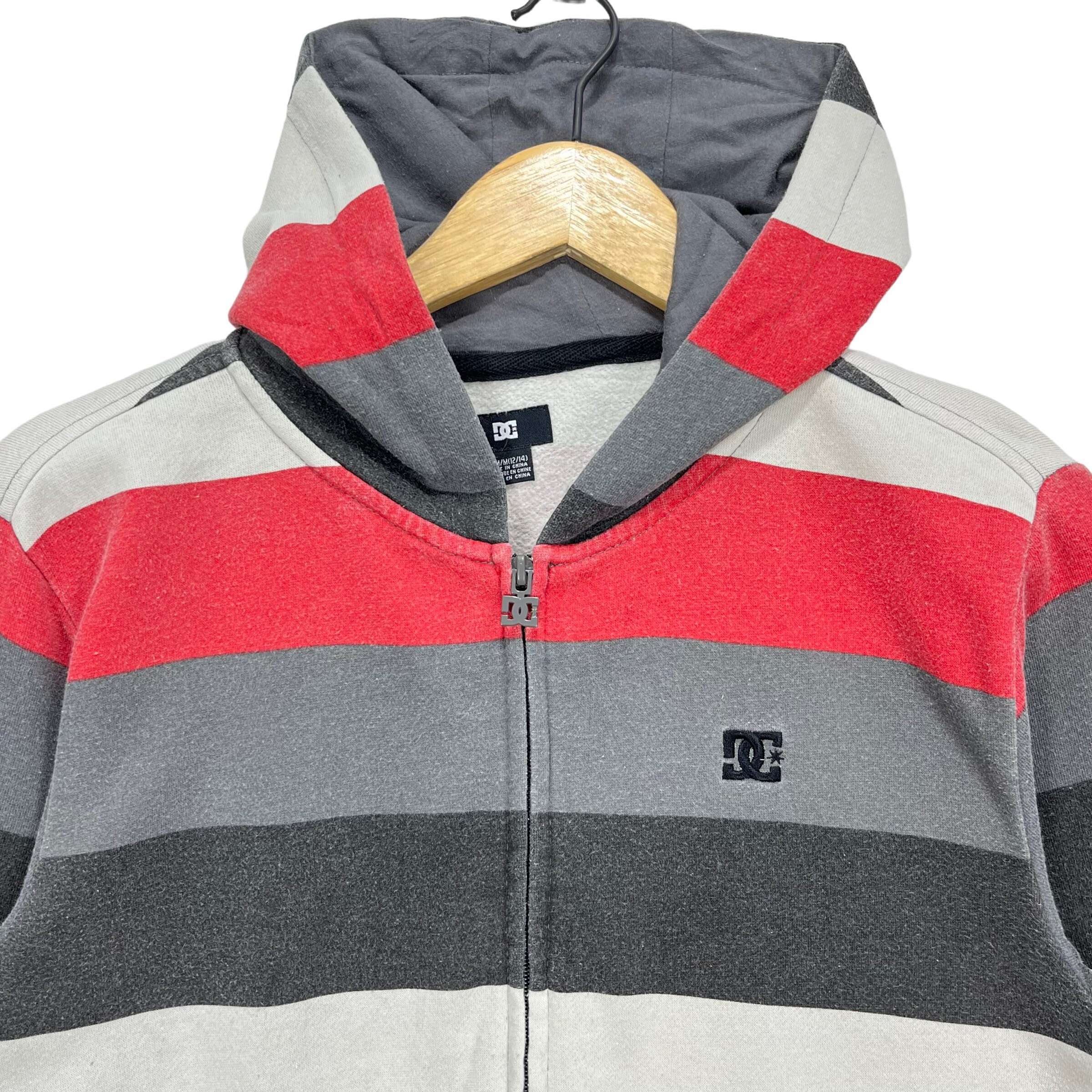 Dc barricade pullover hoodie deals