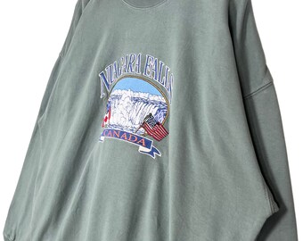 Melville Green Brandy Melville Canada Sweatshirt Niagara Falls