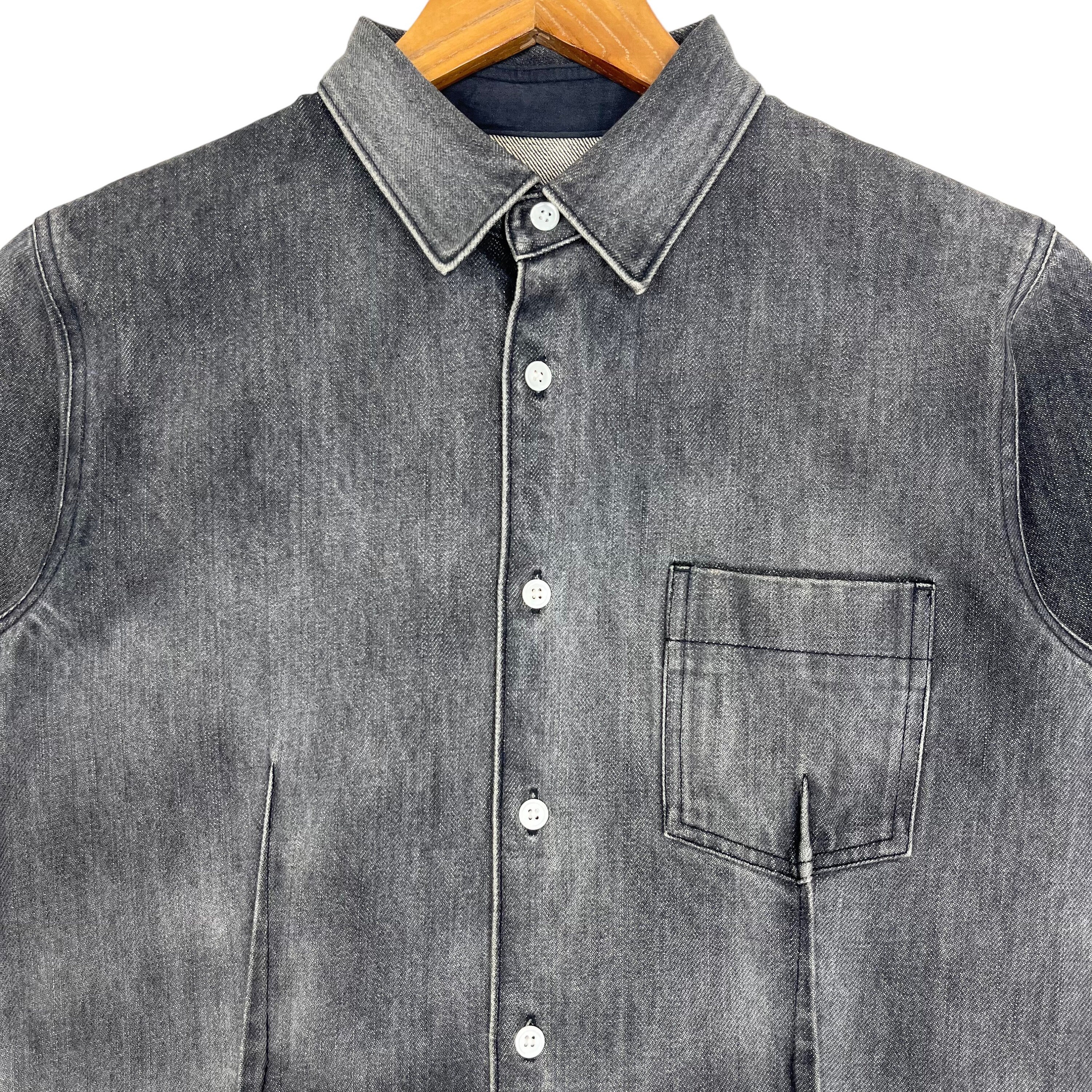 tricot COMME des GARÇONS トップス ad2001 Used Tricot Comme Des Garcons Ad2001 Embroidered Shirt Size