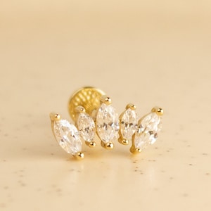 Pendiente de hélice y caracola de oro macizo de 14 quilates con parte trasera plana, piercing de caracola, pendiente de hélice curva, pendiente de rosca con parte trasera plana.