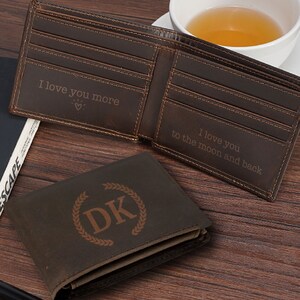 Billetera grabada personalizada, billetera para hombre, billetera de cuero, billetera personalizada para hombre, billetera grabada, billetera de regalo para él, regalo del día de Navidad