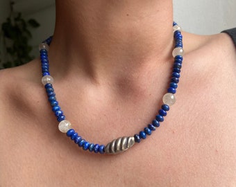 Vintage Thai citrine (cream/clear) lapis lazuli (blue) stone necklace -