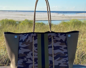 Grön Camo Neopren-tygväska: Stor strand, gym, resor