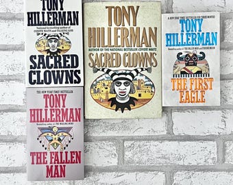 Tony Hillerman Book Dark Winds Book Thriller Book Skinwalker Book Southwest Crime Joe Leaphorn Book Leaphorn and Chee Series Vintage Mystery