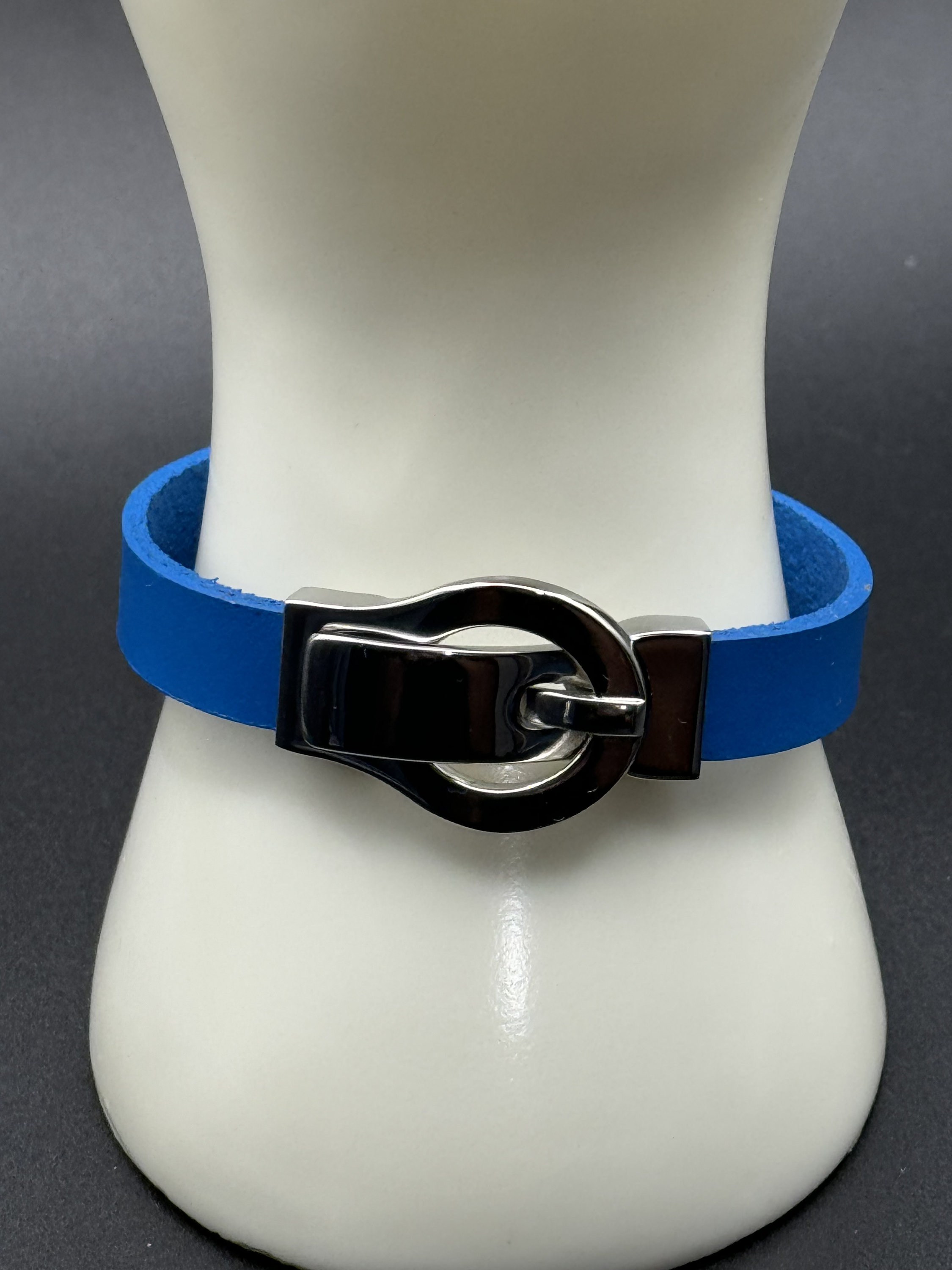 Amazon.com: JczR.Y Punk Leather Belt Buckle Bracelet Cuff