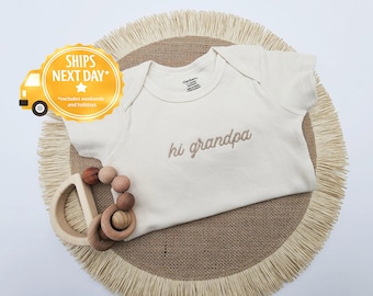 Embroidered Hi Grandpa Onesie® Brand, Vintage Bodysuit, Cute Natural Baby Onesie® Pregnancy Announcement to Grandparents 422