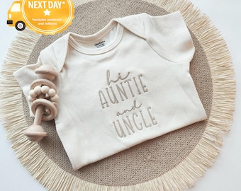 Embroidered Hi Auntie and Uncle Onesie® Brand, Gift For Aunt, Cute Natural Baby Onesie® Pregnancy Announcement to Aunt Uncle 608