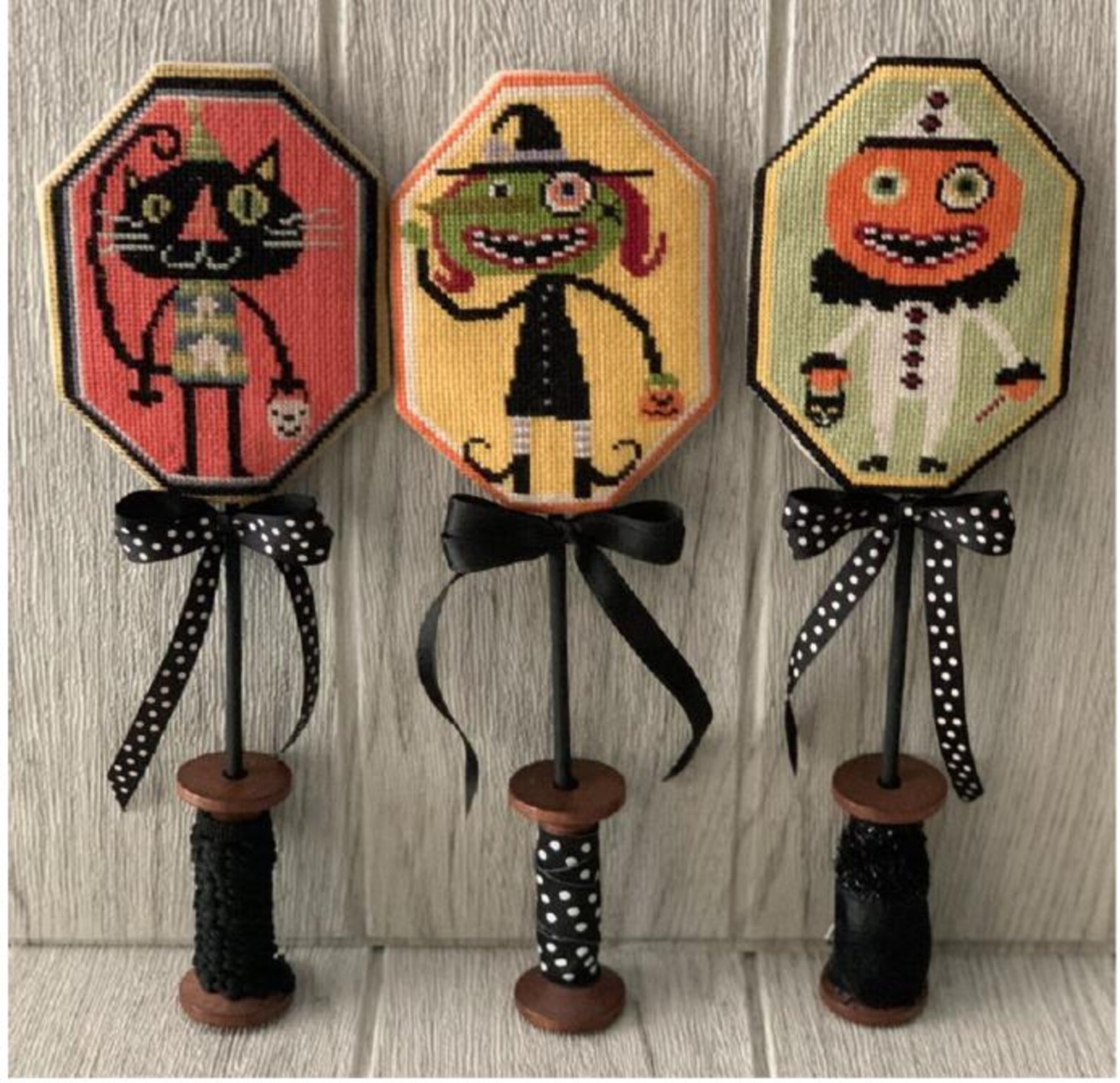 Fang and Big Eye Gang * Twin Peak Primitives * Cross Stitch Pattern-c ...