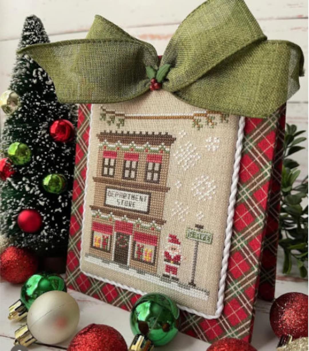 BIG CITY CHRISTMAS Department Store Country Cottage Needleworks Counted