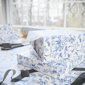 Blue Chinoiserie wrapping paper, preppy wrapping paper, grand millennial gift wrap, blue and white floral pattern