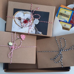 Simply Books Mystery Book Box/ Blind date with a book/ Book lovers box/ Surprise Book box/ Book worm gift/ Reading box