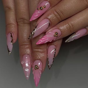 Luxury custom press on nails/long nails/short nails/pink ombre nails/gold chrome nails/3d sea shell nails/gold charm gold pearl nails