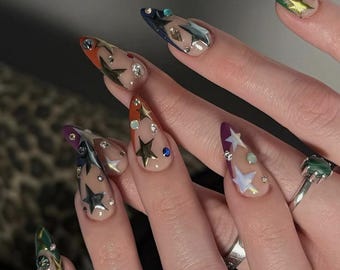 Uñas postizas de lujo con efecto estrella: uñas largas cromadas coloridas Y2K