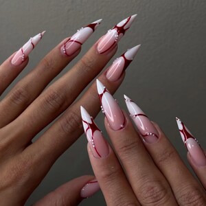 Luxury custom press on nails/long nails/short nails/white ombre french tip nails/elegant cute nails/nails with pearls/red free style design