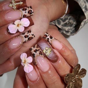 Luxury custom nails/ free style/long nails/party nails/ y2k nails/ 3D gel flower nails/french tip nails/trendy nails/pink brown nails/