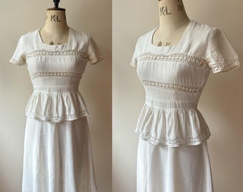 White 1940s CAROLE KING Crochet Peplum Summer Dress XS As Is