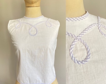 Vintage 1950s white cotton top with purple gingham detailing M-L