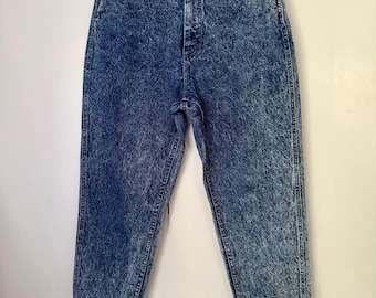 Vintage 80’s Lee Light Acid Wash High Waist Straight Cropped Jeans XSmall 28X28"
