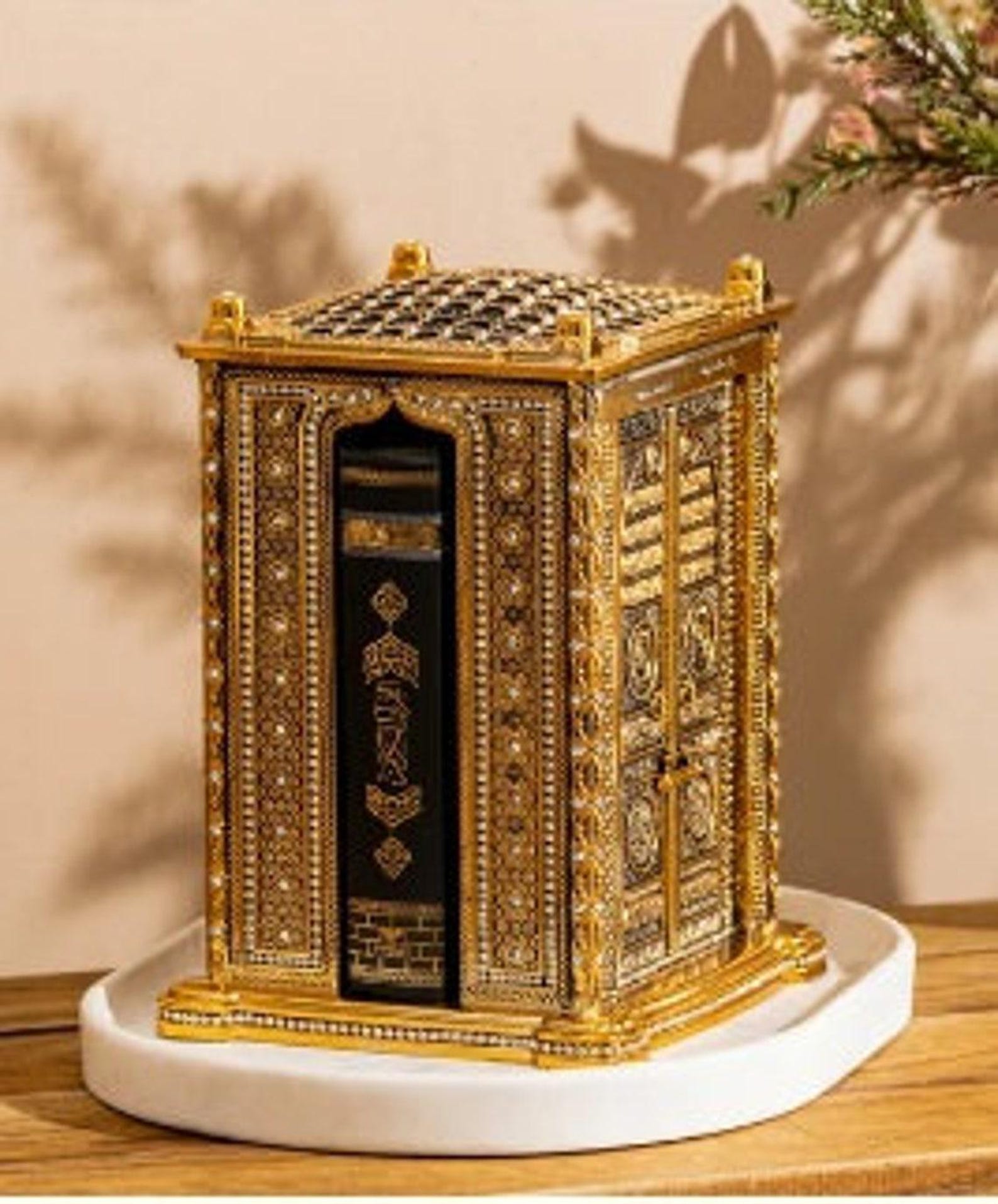 Holy Quran in Keepsake 3D Kaba Replica Case