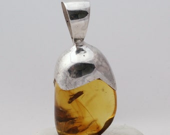 Mexican amber sterling silver pendant