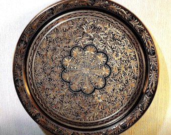 Antique Big Patina Collectible Floral Design