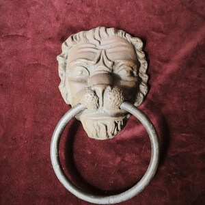 Victorian Style Lion Head Door Knocker.