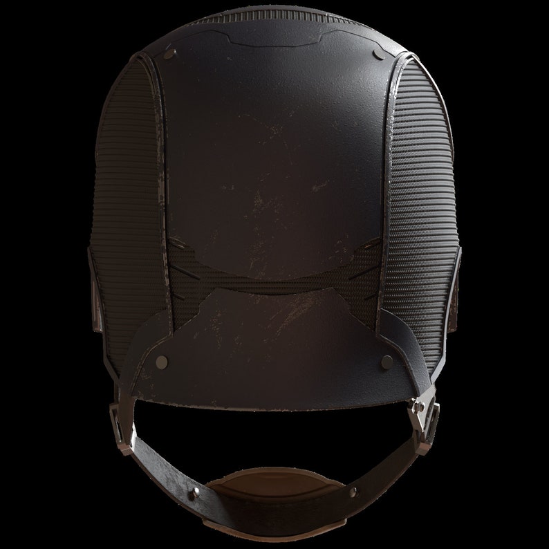 K&ouml;nnte beinhalten: Ein schwarzer Helm mit strukturierter Oberfl&auml;che und Kinnriemen. Der Helm hat eine abgerundete Oberseite und eine Reihe horizontaler Linien an den Seiten. Der Kinnriemen besteht aus dunkelbraunem Material und ist mit Metallnieten am Helm befestigt.