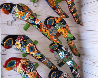 小太郎　ハラコレザー 馬 パッチワーク 「ヴィンテージ レザーアート 壁掛 Handmade Talavera Parrot: Mexican Hanging Ceramic Art - Etsy