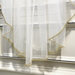 Beaded Bridal Veil,Wedding Veil,Bead Edge Veil,Ivory Veil,Fingertip Veil,Single Tier Veil,Simple Veil,Short Veil,Cathedral Veil