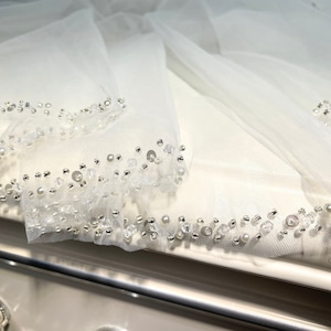 Glitter Beaded Veil,Pearl Wedding Veil,Bridal Veil,Ivory Short Veil,Elbow Veil,White Veil,1 Layer Veil,Cathedral Veil