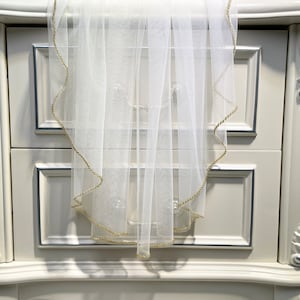 Gold Beaded Edge Wedding Veil 1 layer Fingertip Bridal Veil Custom Chapel Cathedral Royal Veil Ivory/White/Black Tulle Elbow Veil With Comb