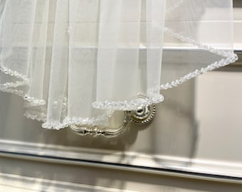 Crystals Beaded Wedding Veil Glitter Bridal Veil Single Tire Chapel Cathedral Veil vory/White/Black Tulle Veil Elbow Fingertip Veil WithComb