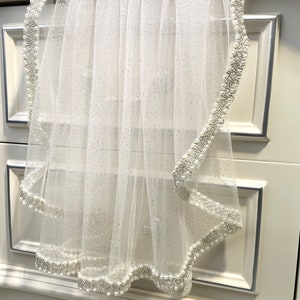 Glitter Wedding Veil Pearls Beaded Glitter Bridal Veil Sequin Tulle Ivory/White/Champagne Elbow Fingertip Single layer Chapel Cathedral Veil