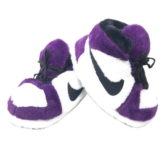 Slippers in Jordan 1 Court Purple Look - Etsy