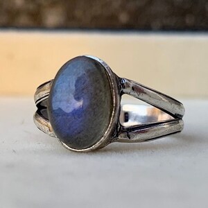 Natural Labradorite, Dainty Ring, Statement Ring, 925 Silver Ring, Labradorite Ring, Handmade Ring, Blue Fire Ring, Women Ring, Boho Ring