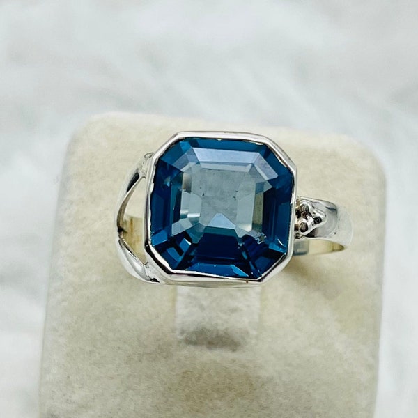Atemberaubender Blauquarz-Ring aus 925er Silber, Kristall-Edelstein-Versprechensring, Statement-Ring für Sie, wunderschönes Weihnachtsgeschenk für Sie