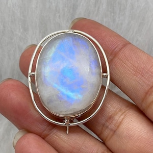 Rainbow Moonstone Silver Brooch, 925 Sterling Silver Brooch, Blue Fire Rainbow Moonstone Brooches, For Women/Men, Vintage Silver Brooch Gift