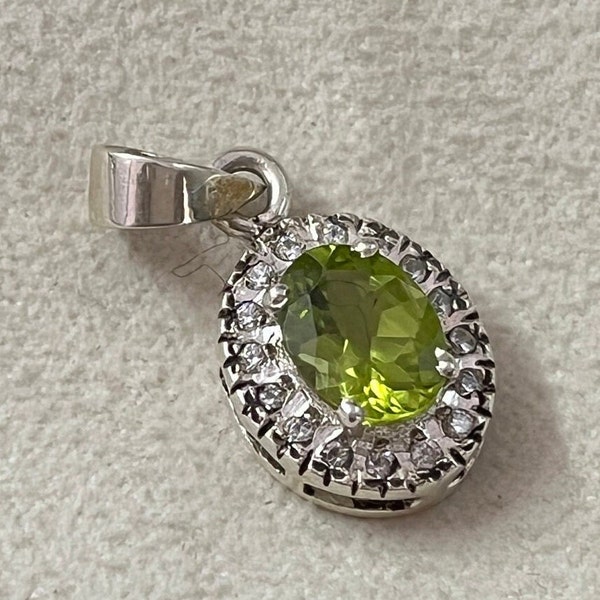 Dainty Peridot Necklace, Sterling Silver Peridot Pendant, August Birthstone, Anniversary Gift For Wife, Silver pendant, Valentines Day Gift