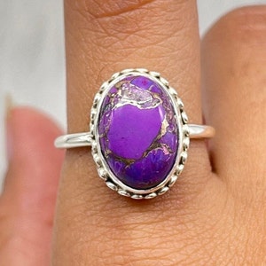 Anillo de plata con turquesa violeta natural, joyería con turquesa violeta, piedra preciosa turquesa ovalada con anillo de plata con pureza 925 estampada, regalos para ella