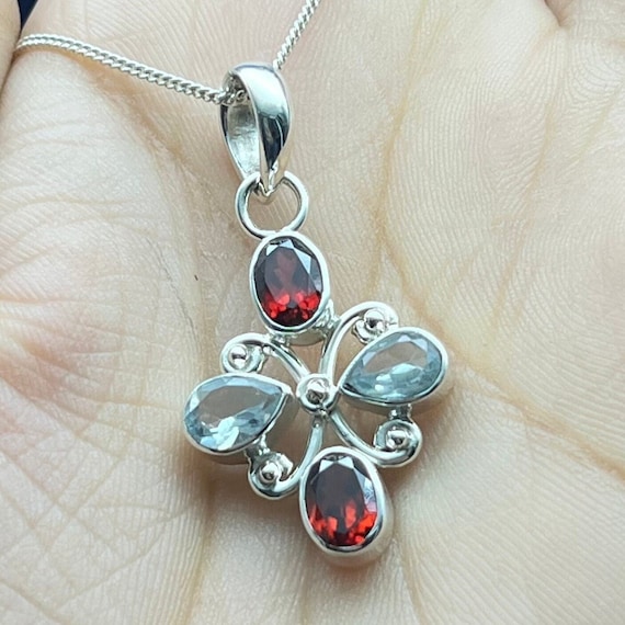 Garnet and aquamarine necklace deals
