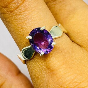 Natural Amethyst Silver Ring, Oval Gemstone Amethyst Ring, Amethyst Silver Jewelry, Amethyst Designer Silver Band Ring, February Birthstone