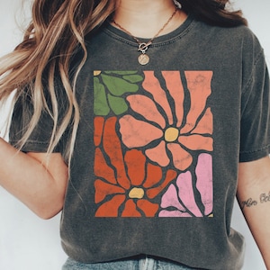 Boho Wildflower Shirt: Comfort Colors Flowers T-Shirt
