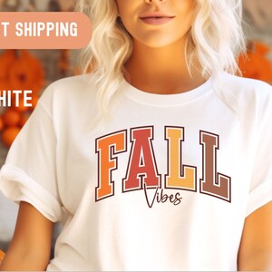 Simpatica camicia a girocollo Fall Vibes, felpa autunnale, felpa autunnale del Ringraziamento, camicia Happy Fall Y&#39;all