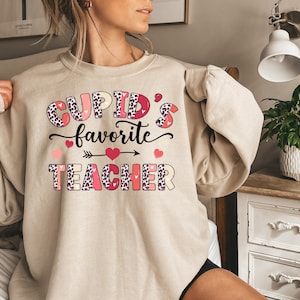 Retro Valentine&#39;s Day Sweatshirt: Cupid&#39;s Favorite Teacher