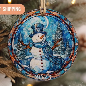 Custom 2024 Christmas Ornament, Stained Glass Aesthetic Family Christmas Keepsake, Christmas Round Ornament, Cute Christmas Gift