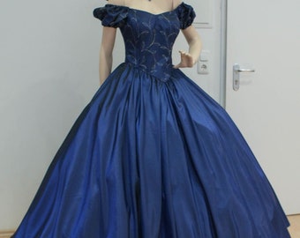 Victorian ballgown Civil War evening gown - fancy dress for reenactment and historical Crinoline Dress